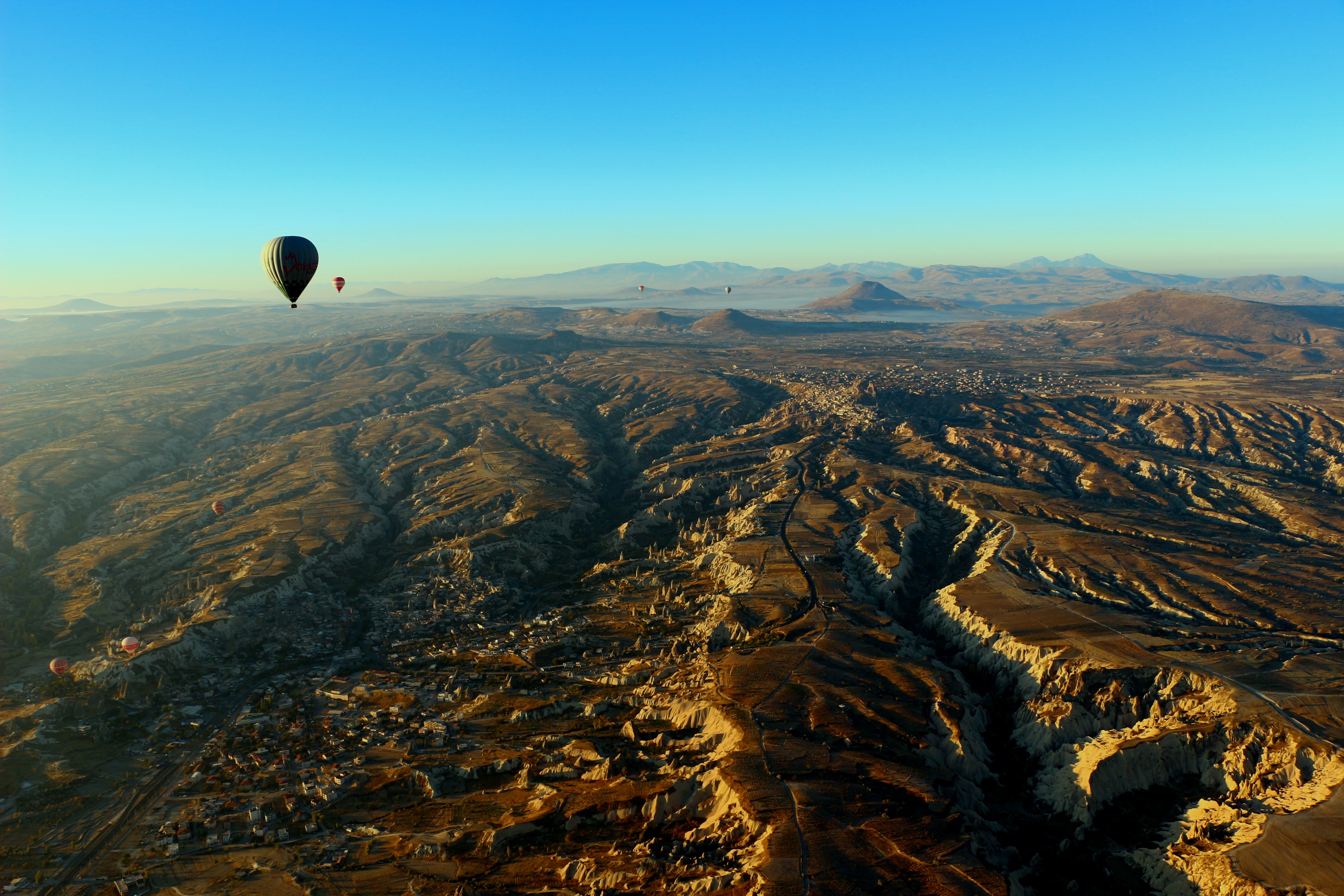 montgolfiere en cappadoce paysage