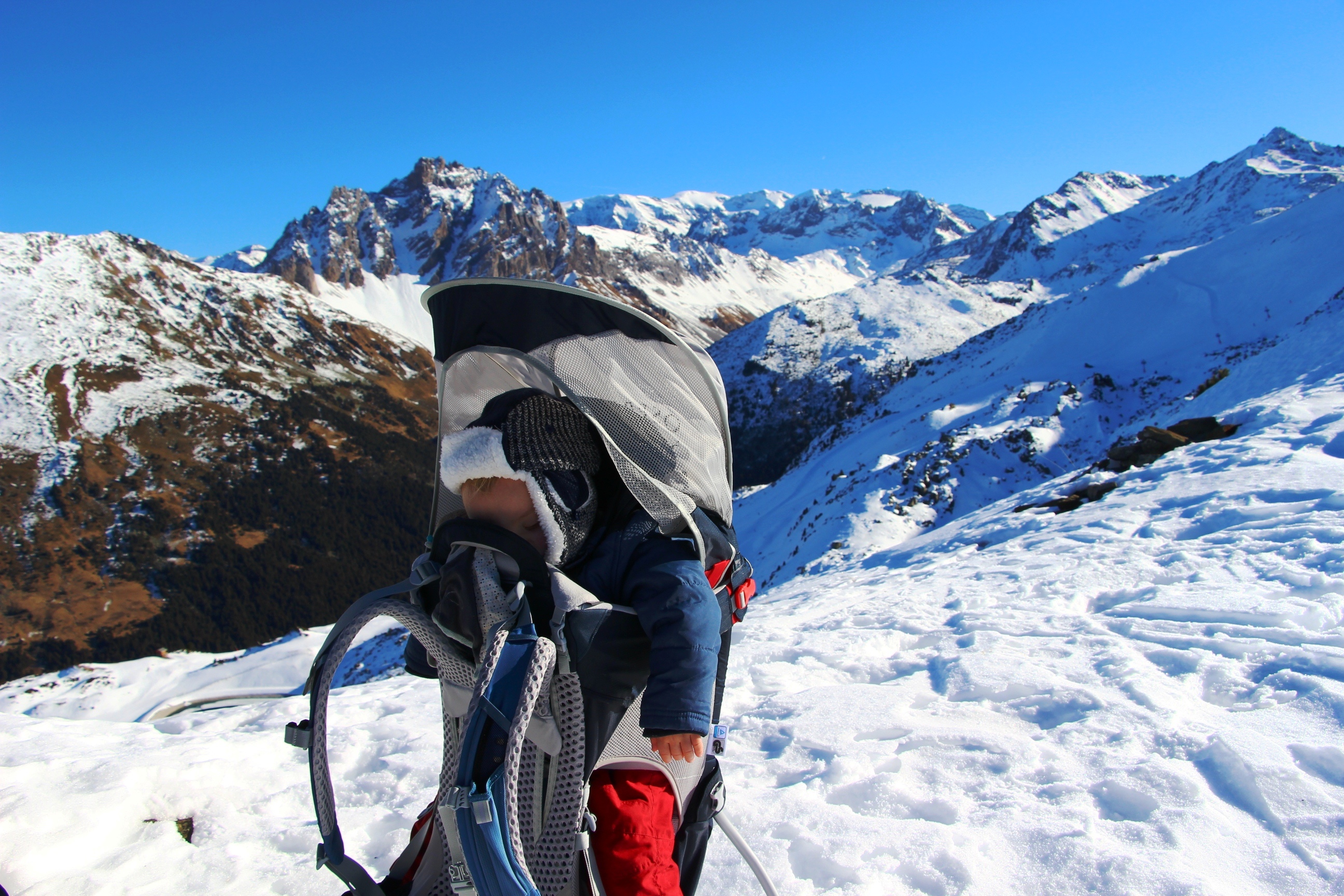 porte-bebe de randonnee hiver